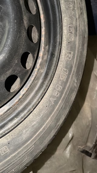 Ruota Michelin 195/60 R15 per Mercedes W210