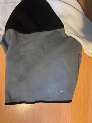 Sudadera Nike Tech Fleece