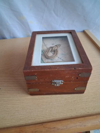 Caja decorativa marinera de madera