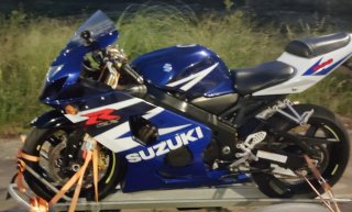 Suzuki GSXR 600 Limitada en papeles