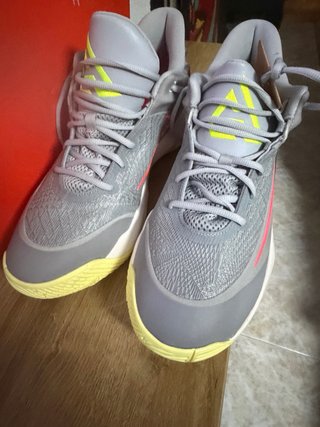 Nike Inmortalidad 4 Talla 47 Gris/Rosa