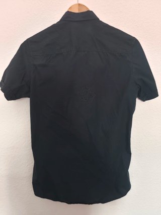 Camisa QWK Collection Negra Manga Corta Talla S