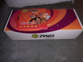 Mancuernas y 3 DVDs Zumba Fitness