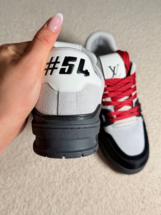Zapatillas Louis Vuitton Blancas y Negras
