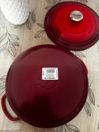 Olla Le Creuset Hierro Fundido Cereza 26cm