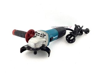 radial makita 9558hnr