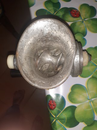 Tritacarne a manovella Vintage marca TreSpade n.1,