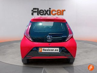 Toyota Aygo 1.0 70 x-play