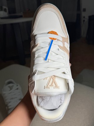 Zapatillas Louis Vuitton Beige y Blancas