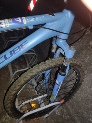 CUBE Acid Race MTB 27,5”Taglia S– telaio alluminio