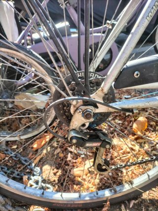 Citybike Scirocco 28" cambio Shimano + portapacchi