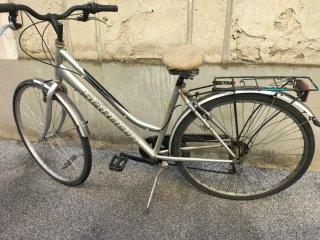 Citybike Scirocco 28" cambio Shimano + portapacchi