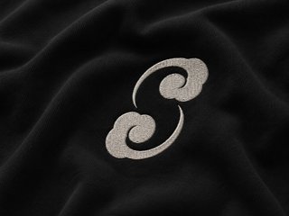 Camiseta negra