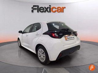 Toyota Yaris COMFORT - 5P (2023)