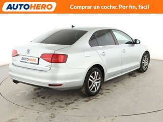 Volkswagen Jetta 2.0 TDI Sport BlueMotion