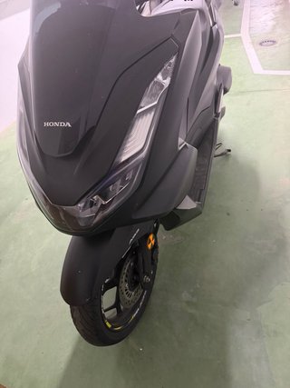 Honda PCX 125cc Negra