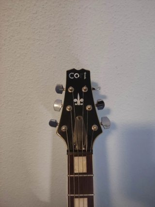 Guitarra Cort tipo Les Paul