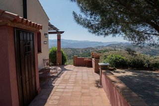 Cortijo en venta en Almogía