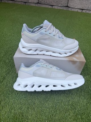 Tenis On Running Cloud Beige/Blanco Talla 41