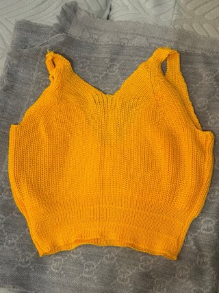 Top amarillo Shein flores