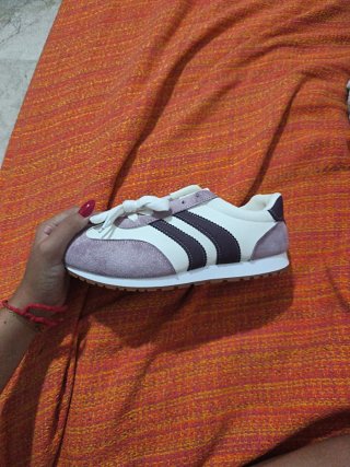 Adidas Morado y Blanco Talla 41