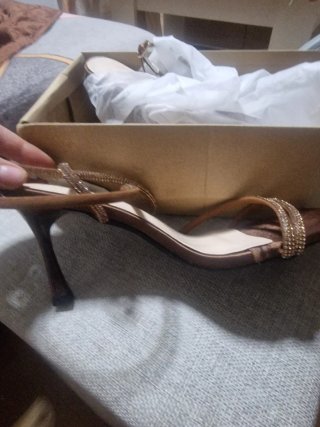 Sandalias tacón bronce con strass T.38