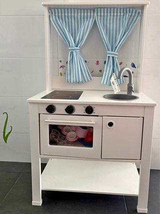 Cocina de juguete infantil blanca