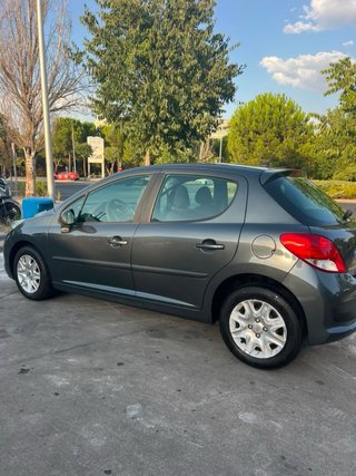 Peugeot 207 2009