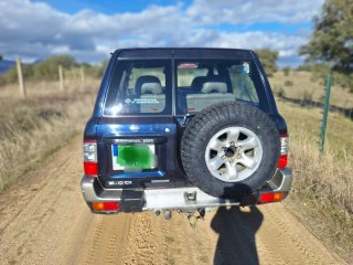 Nissan Patrol 2000