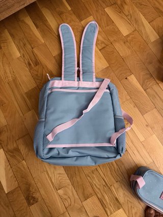 Mochila ,neceser y estuche de lápices