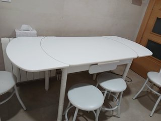 Mesa cocina extensible y sillas