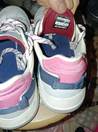 Zapatillas Wrangler Blancas y Rosas