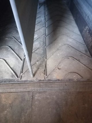 Remolque 2 ejes basculante con lona verde