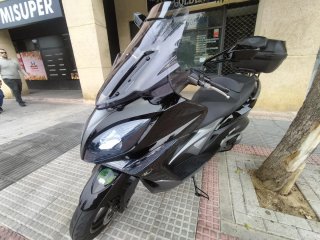 Kymco Xciting 400 Maxi Scooter Negra/Gris