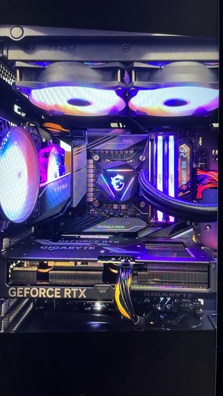 Placa Base MSI Z490 y Tarjeta Gráfica 4070RTX