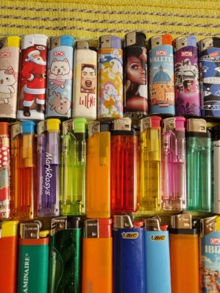Lotto 33 Accendini Misti BIC, Flaminaire, Grafic