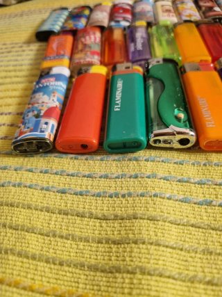 Lotto 33 Accendini Misti BIC, Flaminaire, Grafic