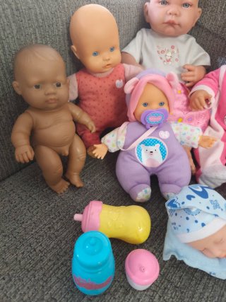 Lote de 8 muñecas bebé