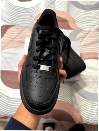 Nike Air Force 1 Low '07 Negro EU38