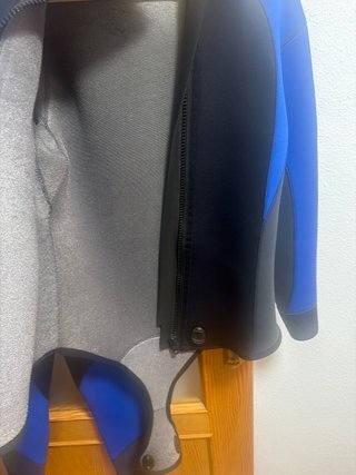Traje de pesca submarina neopreno azul y negro