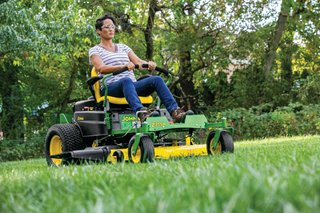 Cortacésped John Deere Z315E Giro Cero