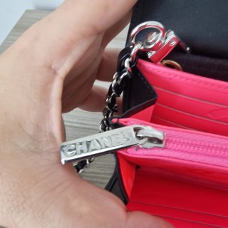 Bolso Cartera Chanel Piel Charol Cadena Negro