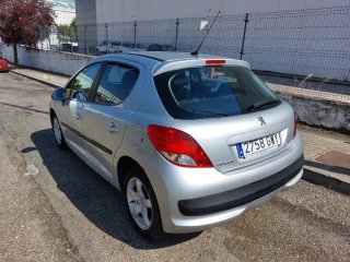 Peugeot 207 2010