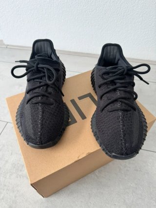 Adidas Yeezy Boost 350 V2 Onyx Talla 39