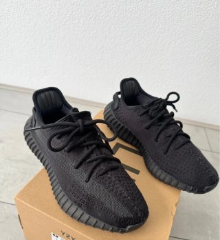 Adidas Yeezy Boost 350 V2 Onyx Talla 39