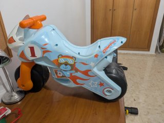 Moto de juguete para niños