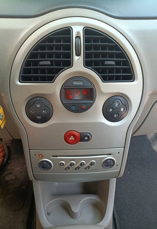 Renault Modus 2005