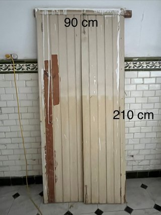 Puerta de armario madera Mobila 1945 con marco