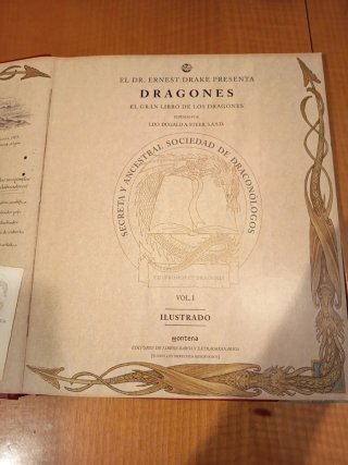 El gran libro de los dragones.