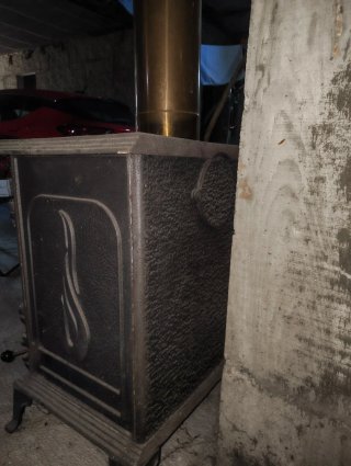 Estufa de leña Tryun S-150